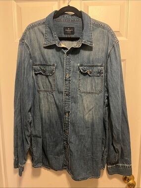 American Eagle Outfitters Washed Blue Denim Shirt Jacket